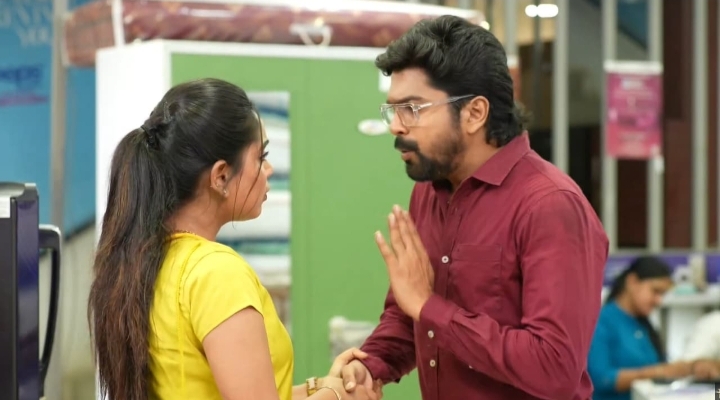 ஆடாவடியாகும் மனோஜின் மாமியார் – மனோஜிற்கு திண்டாட்டம்